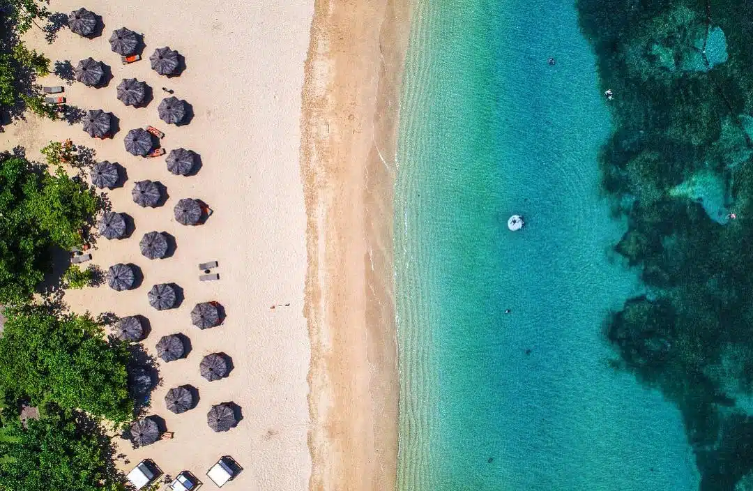 Nusa Dua beach.
.
?? by @balidroneproduction
.
@dronestagr.am @airvuz @djiglobal @dronenerds
#bali #indonesia #drone  #balilife #baligasm #paradise #travel #beautifuldestinations #wonderfulindonesia #unlimitedbali #explorebali #balilove #balipedia #exploreindonesia #thebaliguideline #islandlife #saltescape #island #traveldeeper #thebalibible  #islandhopping #islandvibes #paradisebeach #saltlife #outislands  #goplayoutside